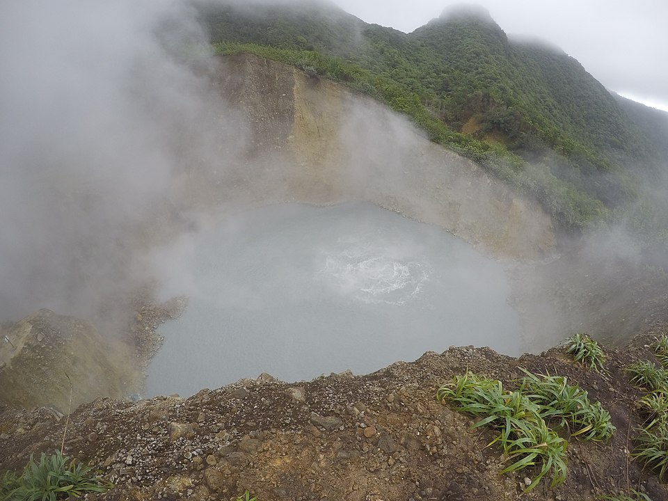 gruseligsten Gewässer der Welt Boiling Lake