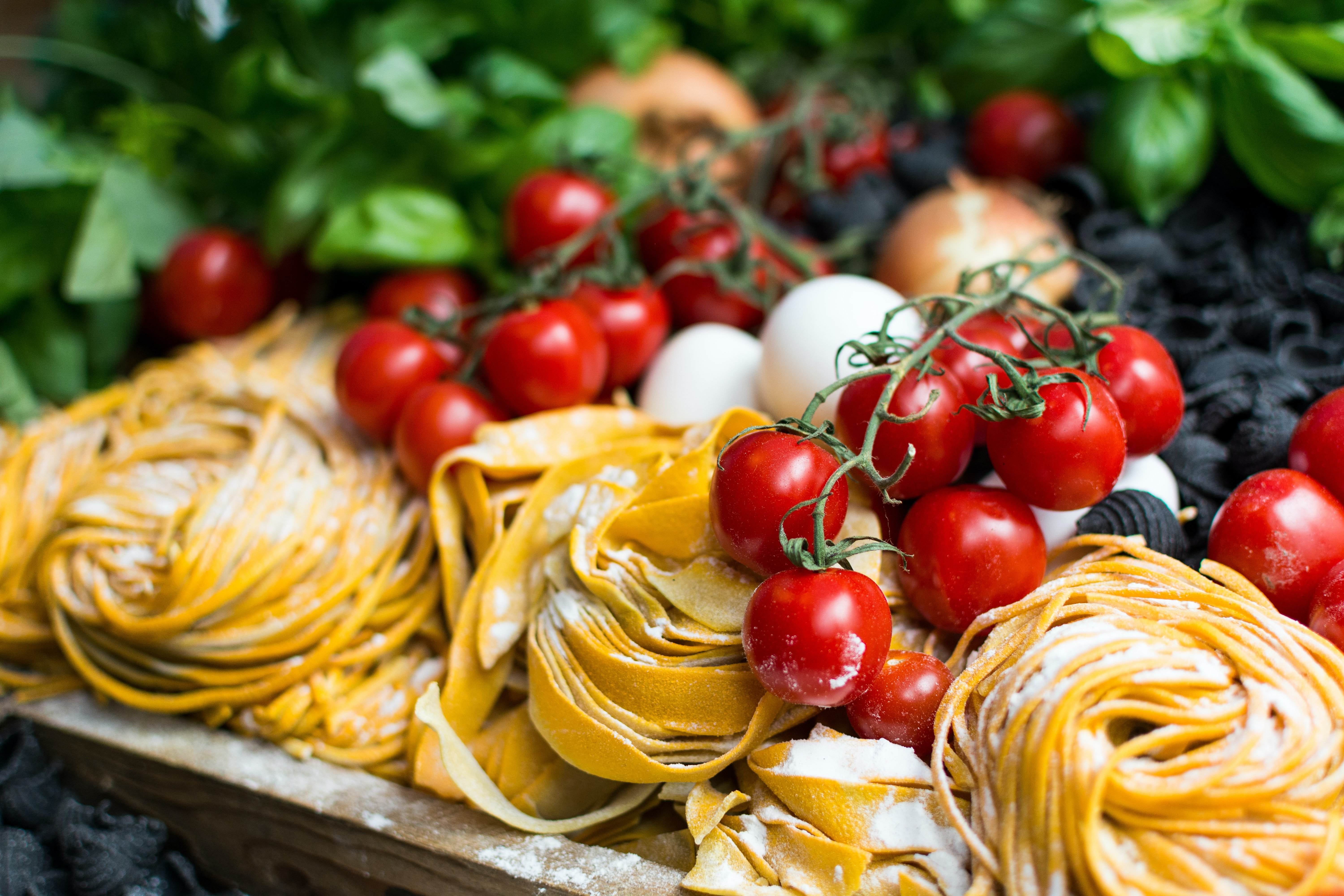 Bunte italienische Zutaten