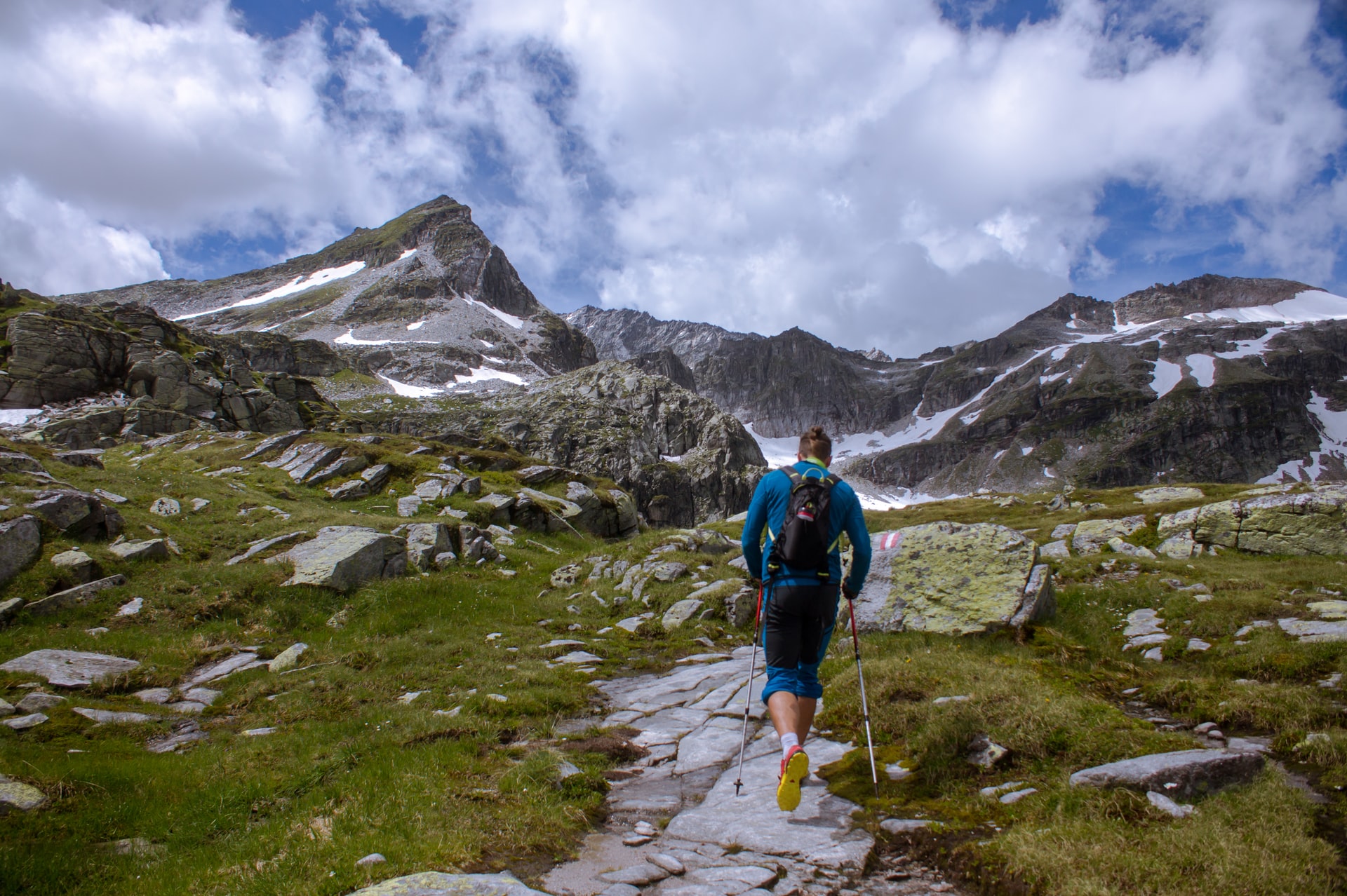 Top 5 Alpine Hiking Trails in the World