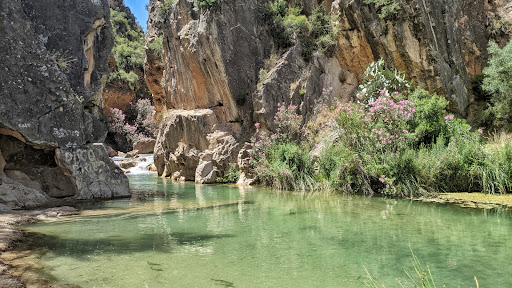 Discover hidden gems and off-grid places in Spain