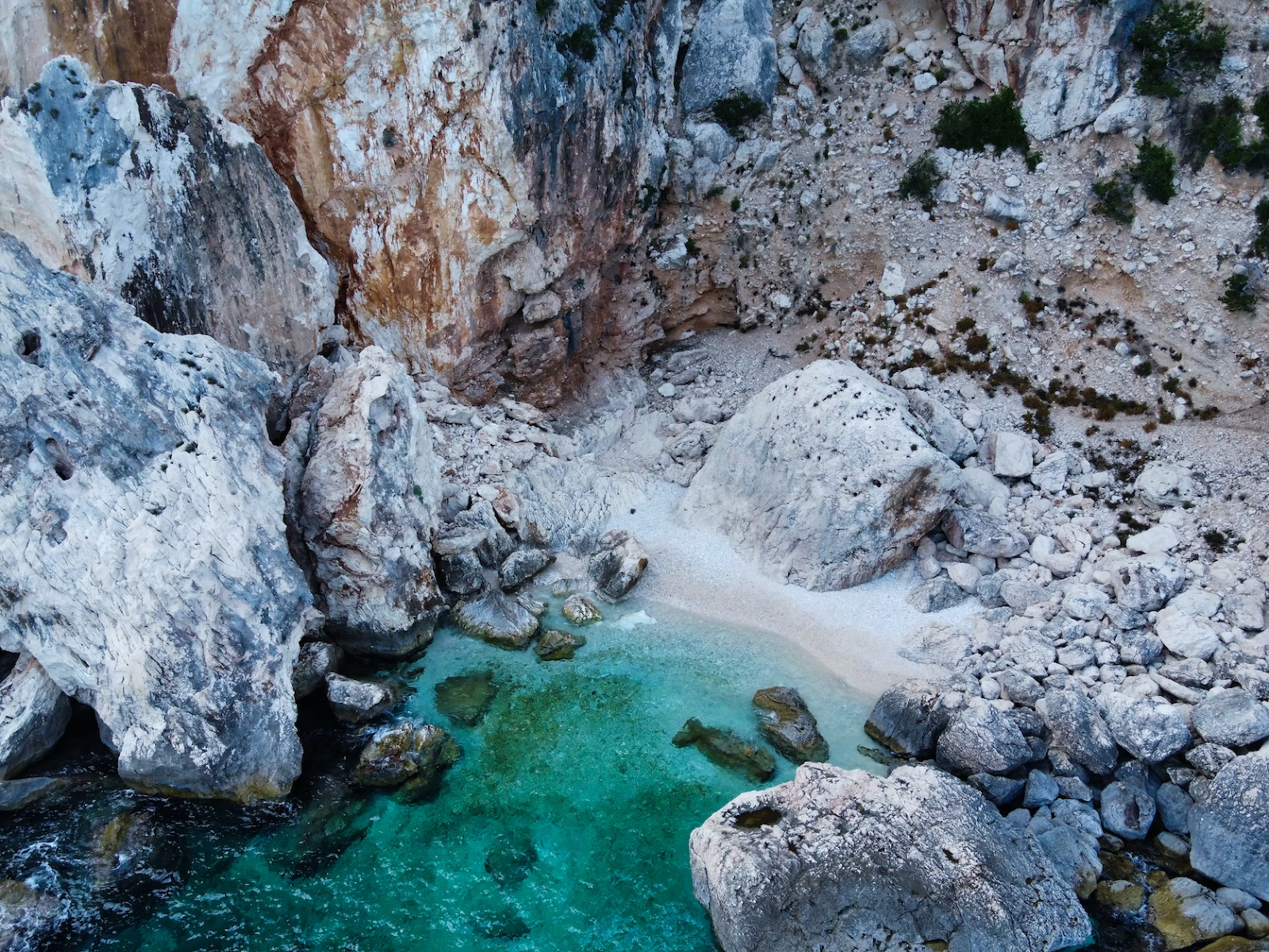 Cala dei Gabbiani hidden gems in sardinia