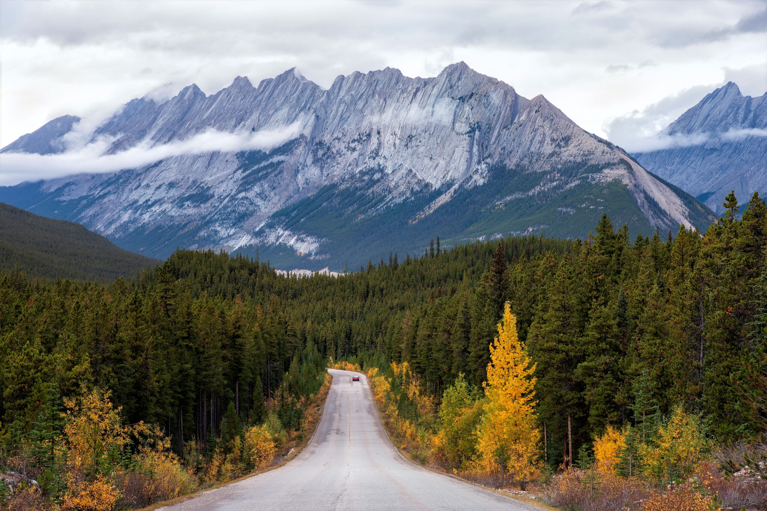 a travel guide to canada