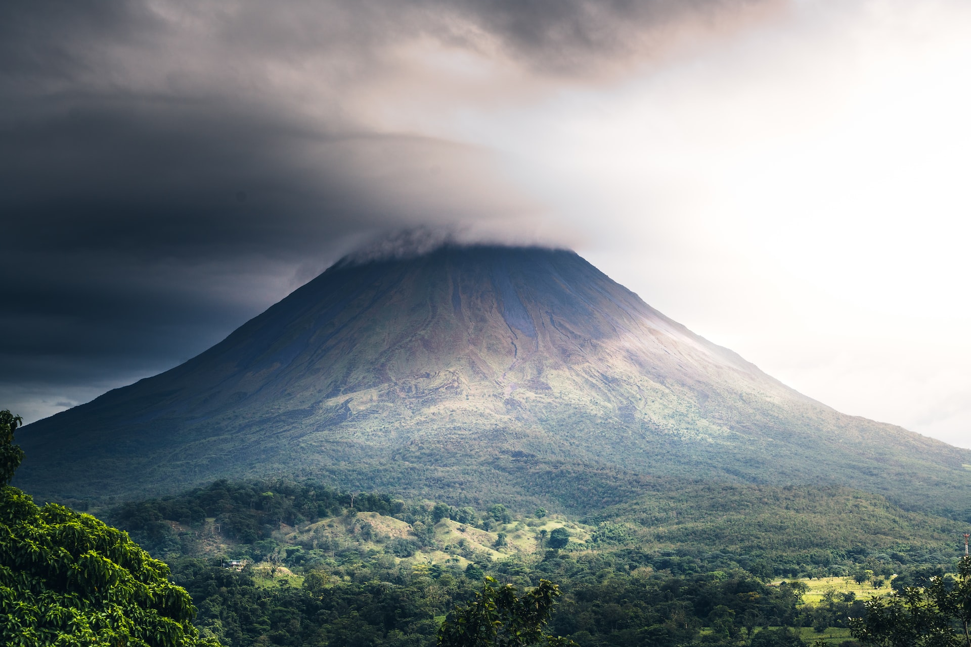 8 Unforgettable Hiking Trails in Central America