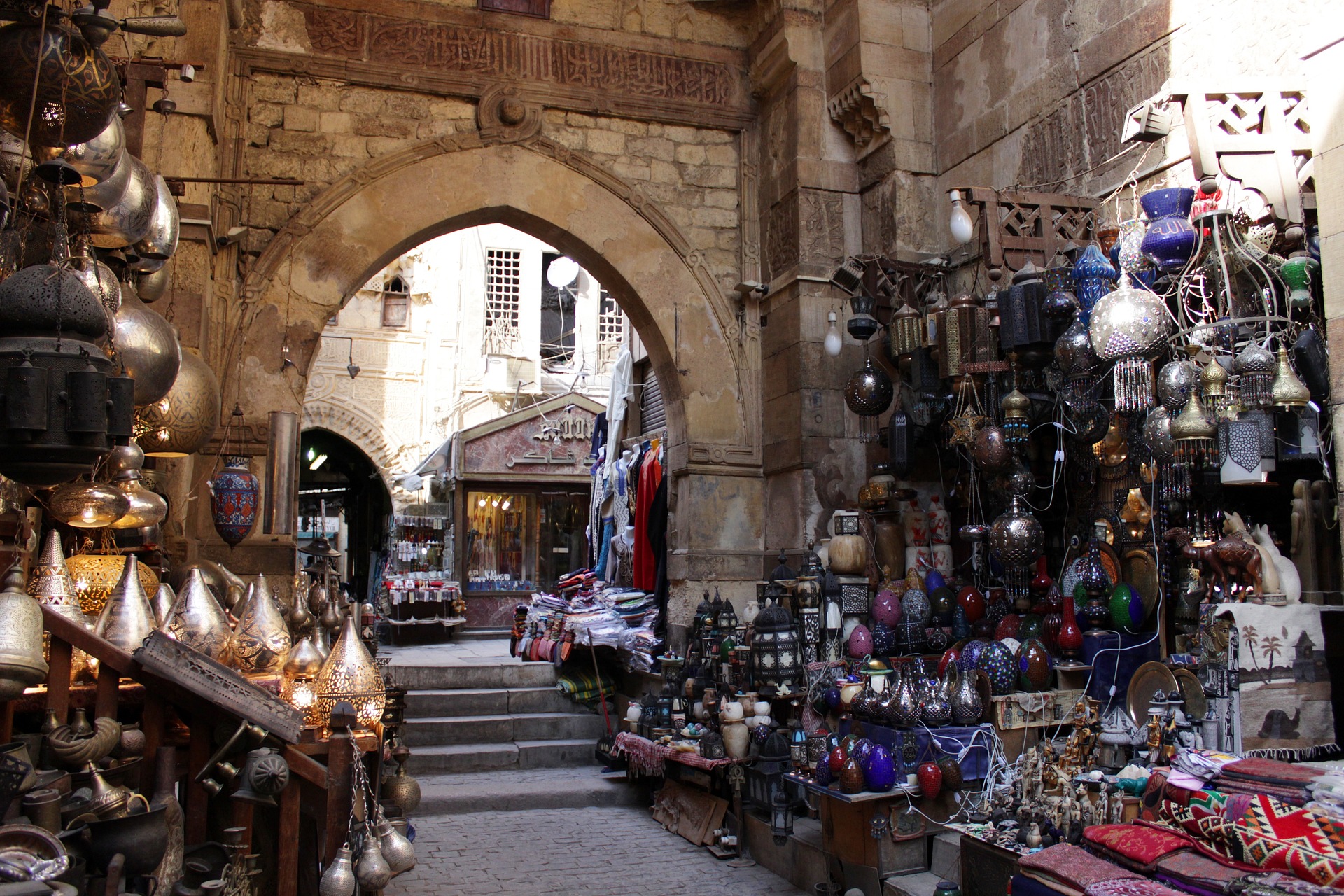 el khalili bazaar things to do in egypt