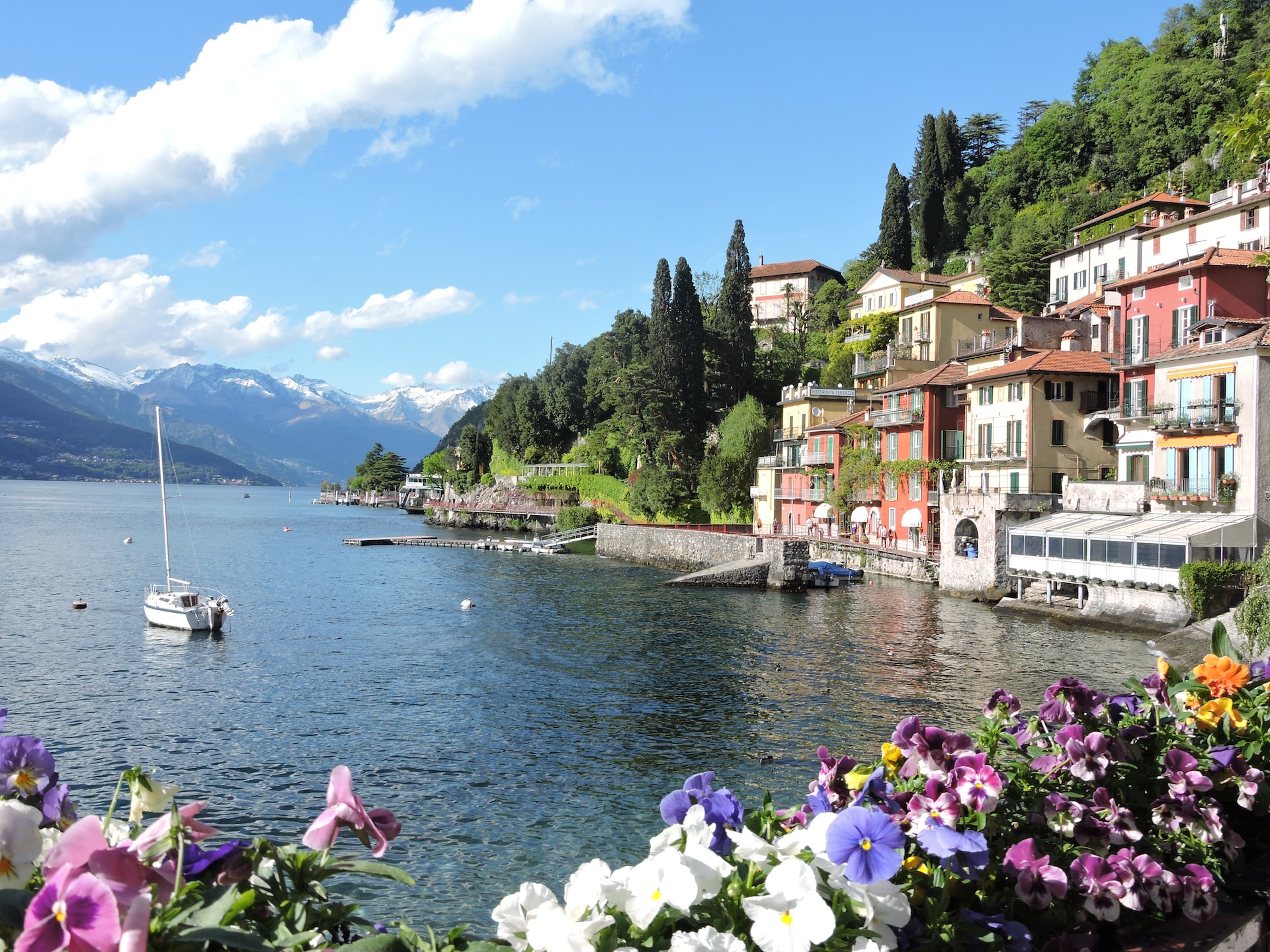 lake como italy 2023 travel 
