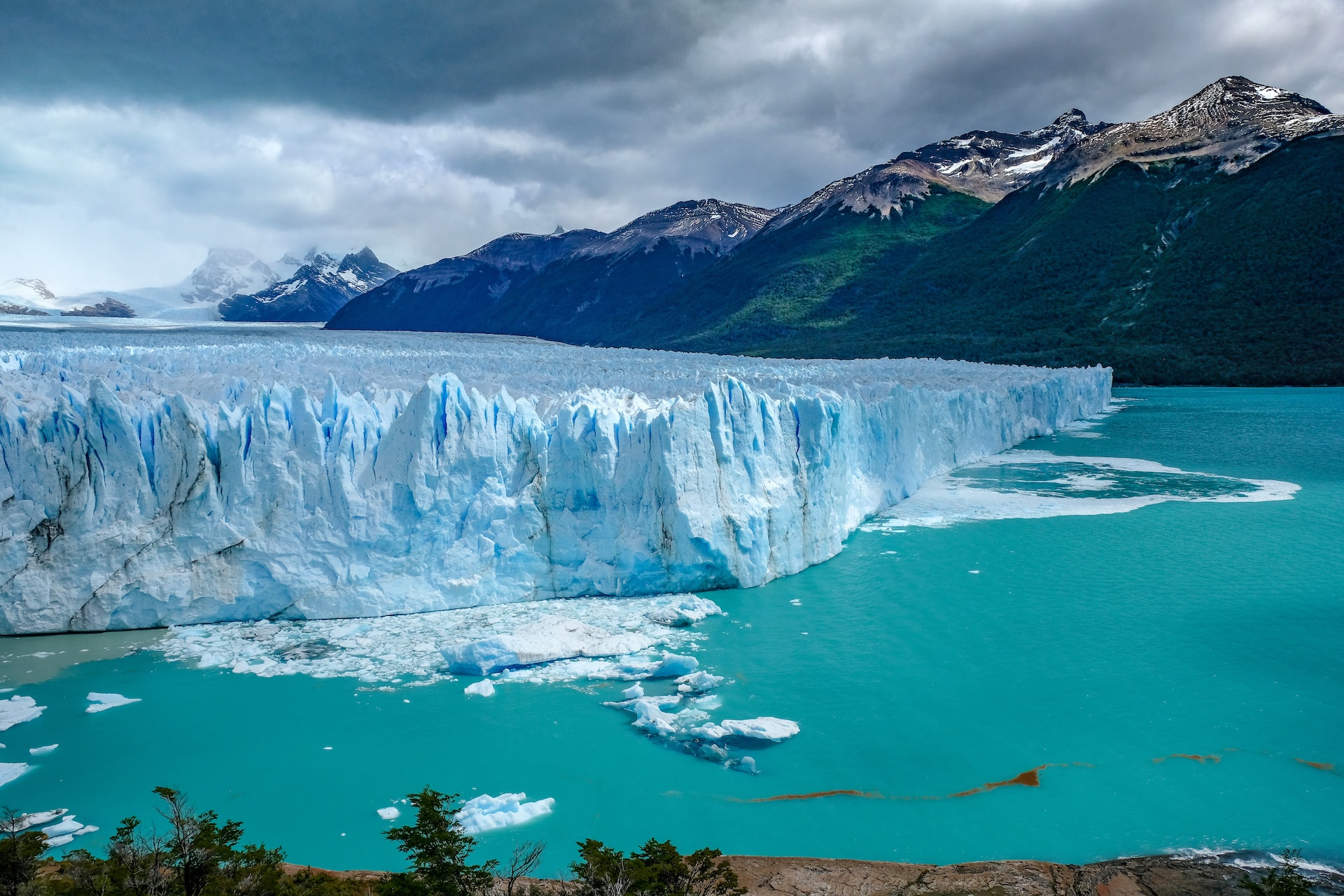 argentina travel guide and visit los glaciares national park
