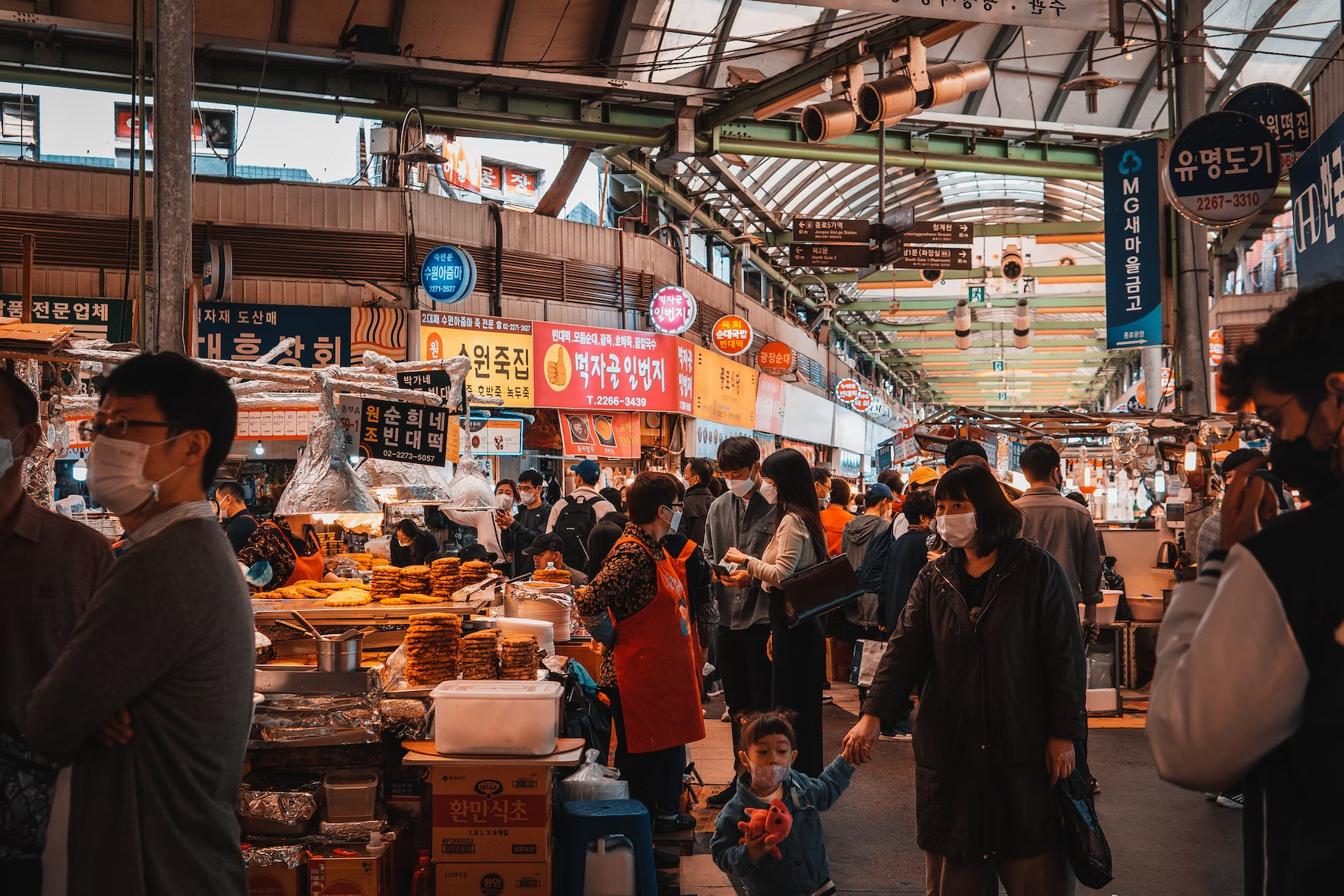 gwangjang market things to do in seoul