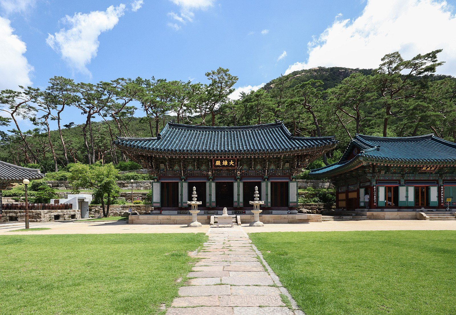jingwansa temple things to do in seoul