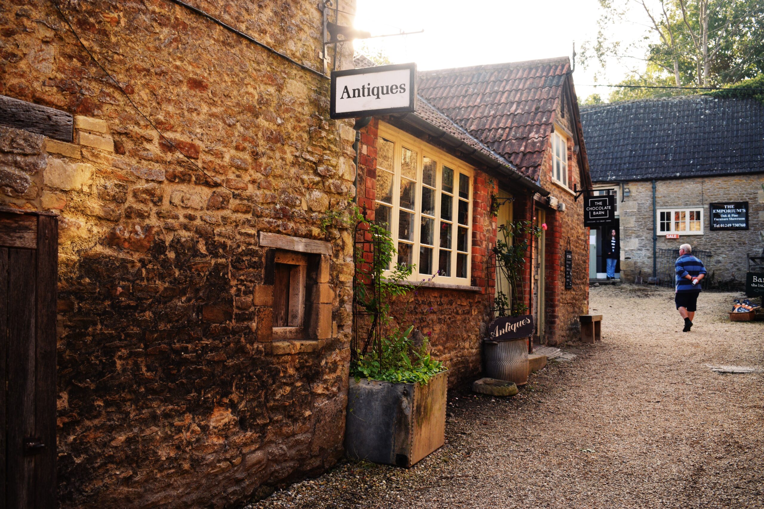 Steinhäuser in Lacock, einem der schönsten Dörfer in England.
