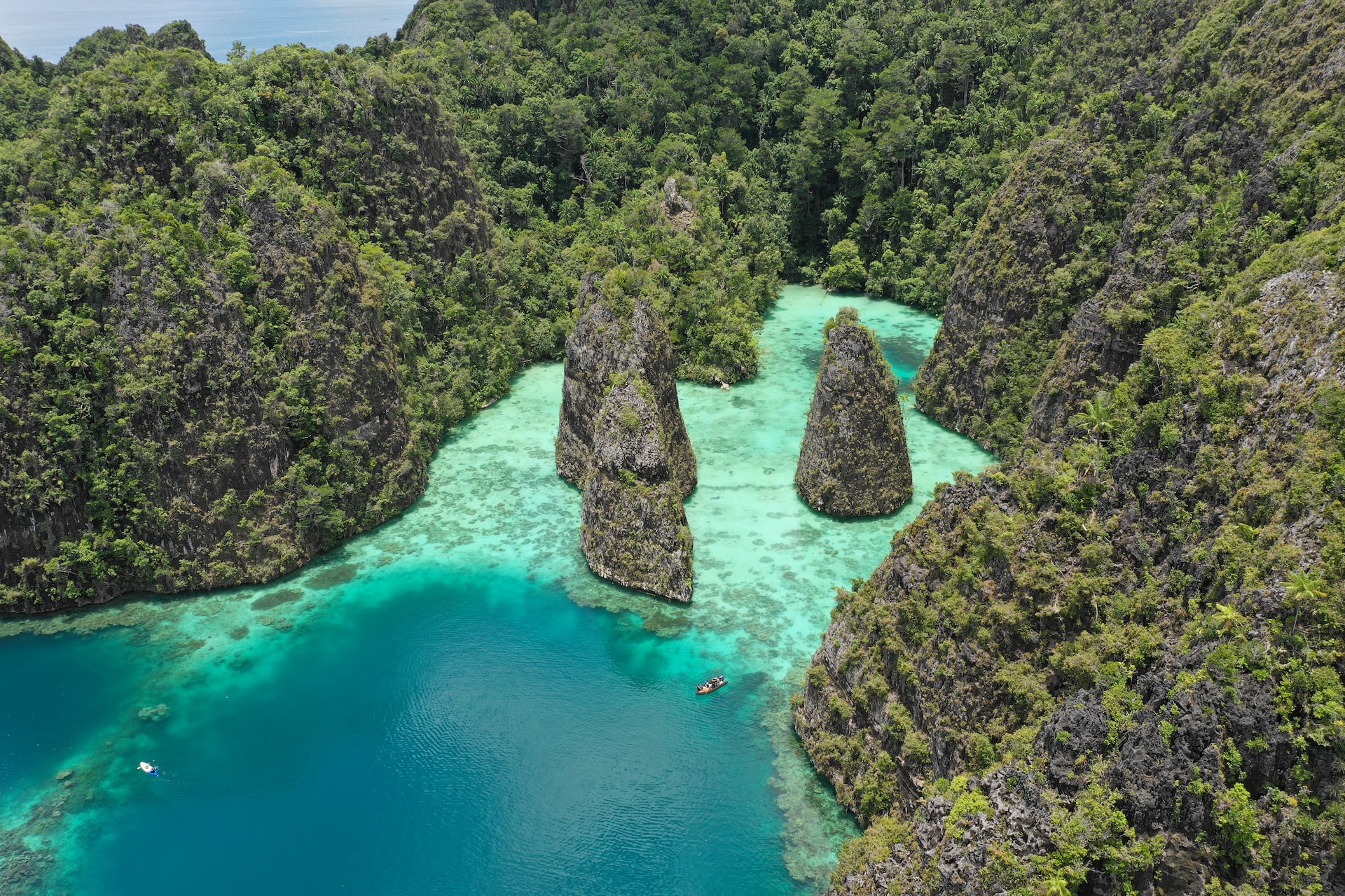 raja ampat best places to visit in Indonesia