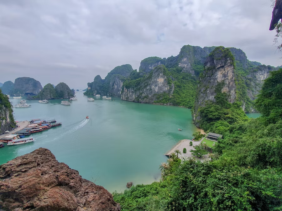 ha long bay vietnam beautiful places in the world