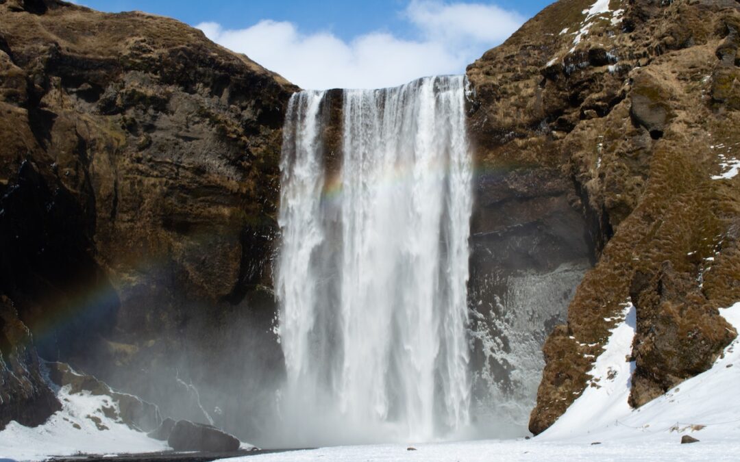 The Essential Guide to Iceland Group Tours (+ Best Tour Companies)