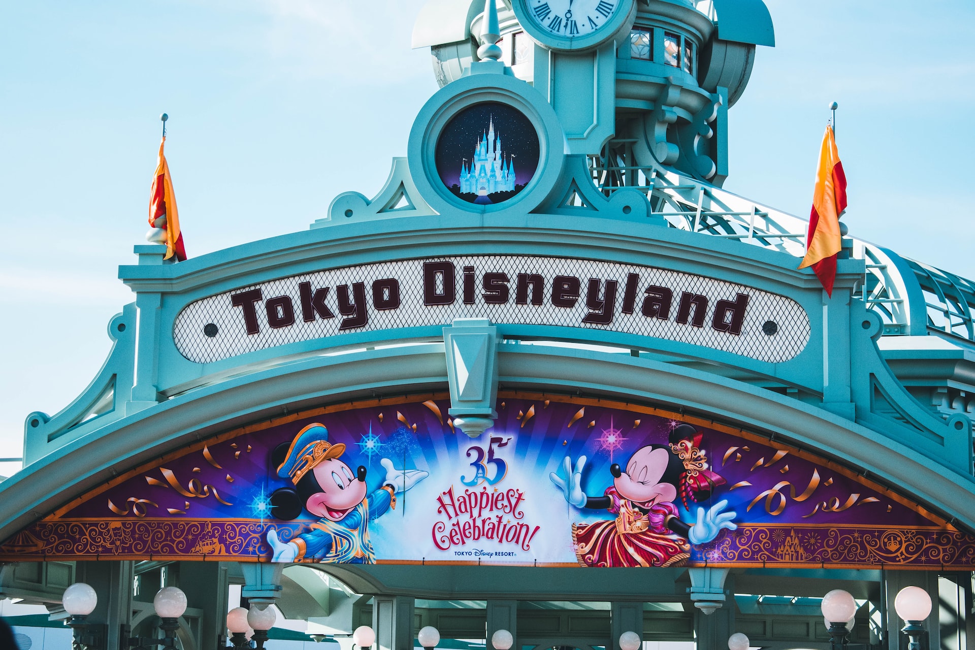 theme park group tours to japan