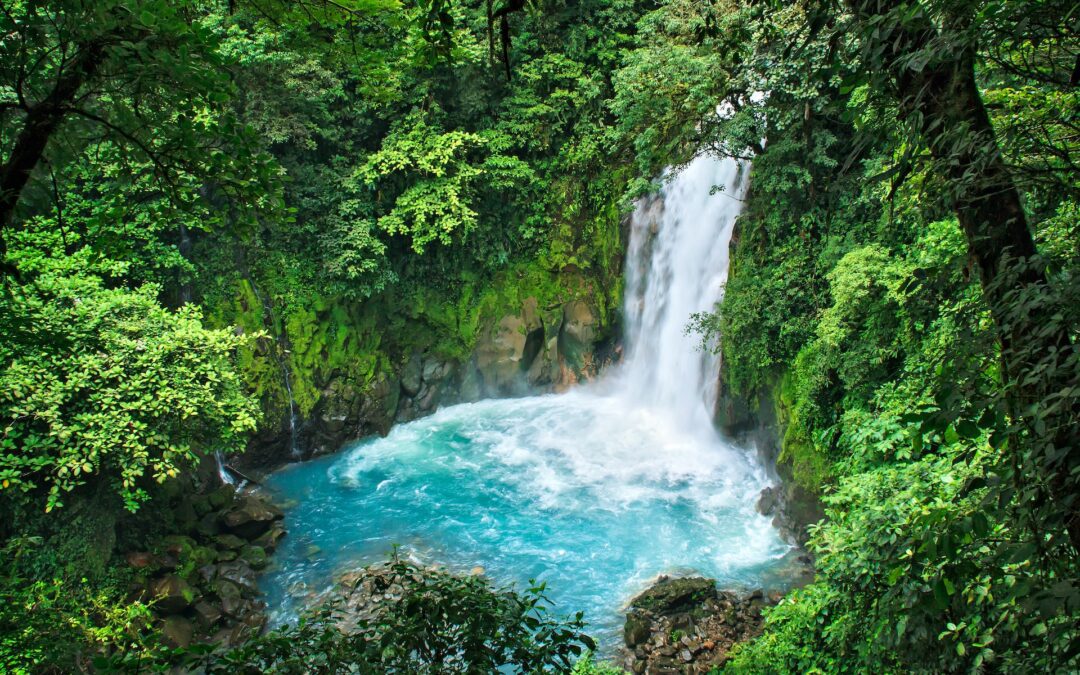 Travel to Costa Rica on a Budget: Tips and Tricks