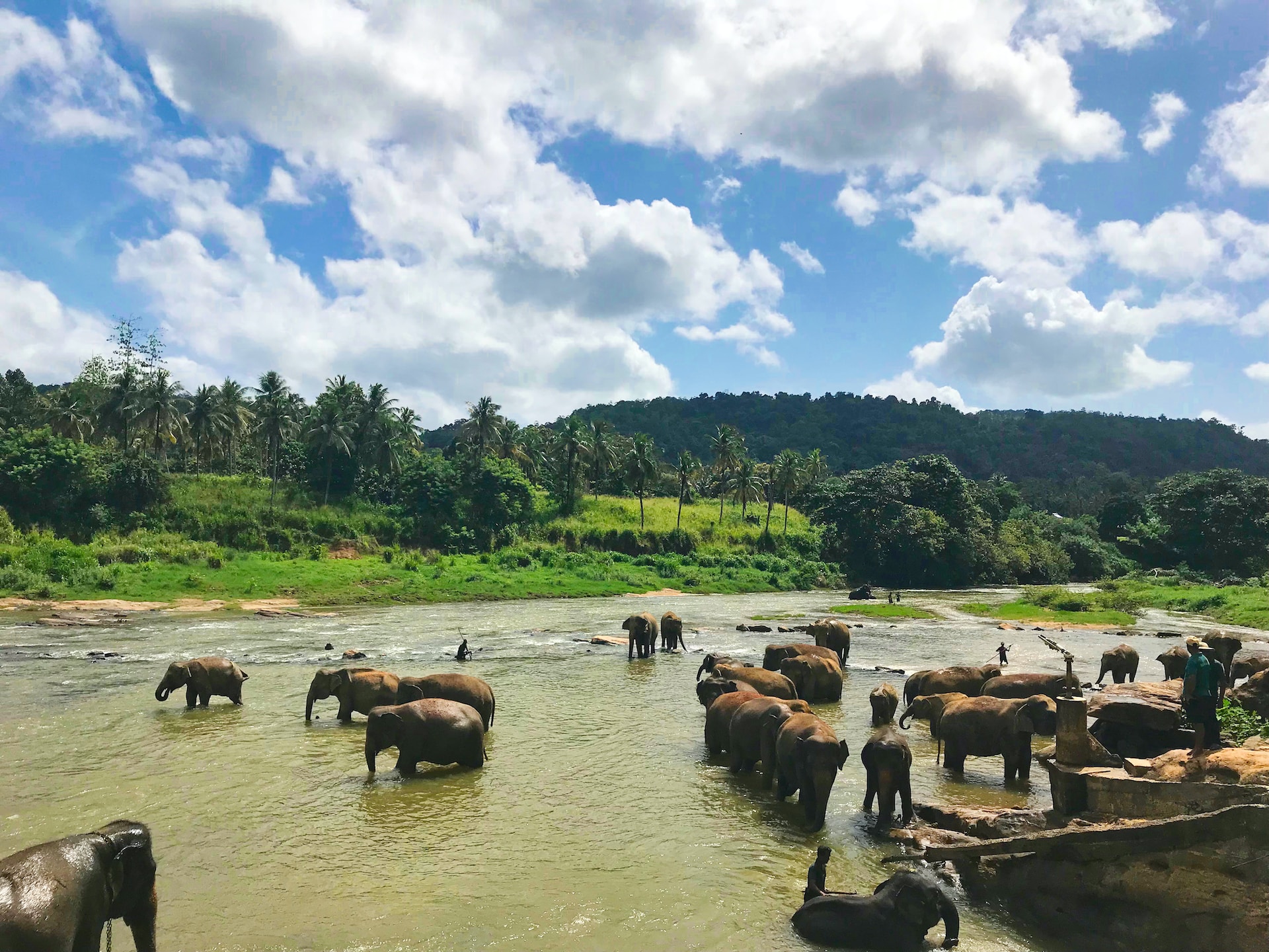 places to travel in March Sri Lanka 