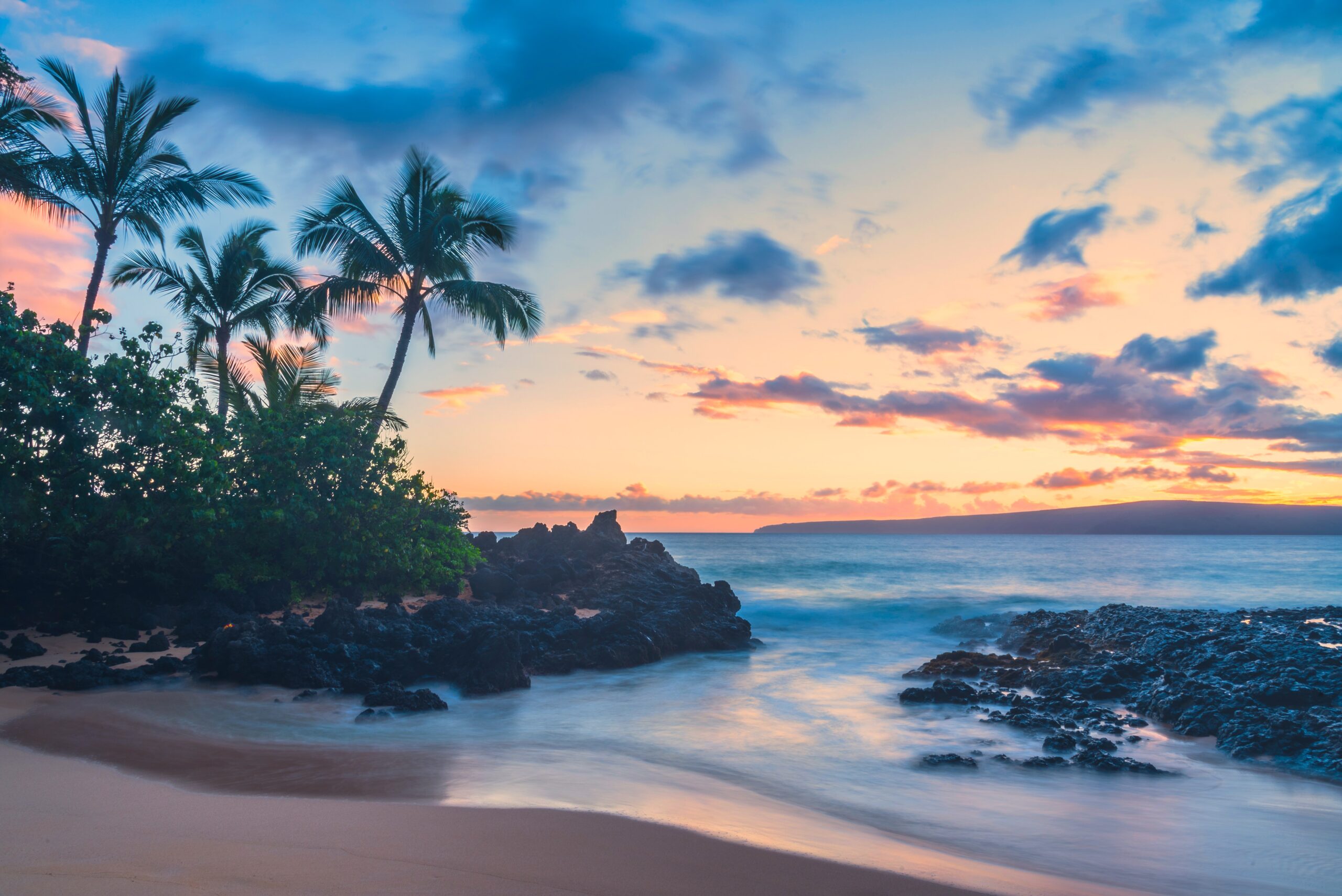Wunderschöne Sonnenuntergänge auf Hawaii.