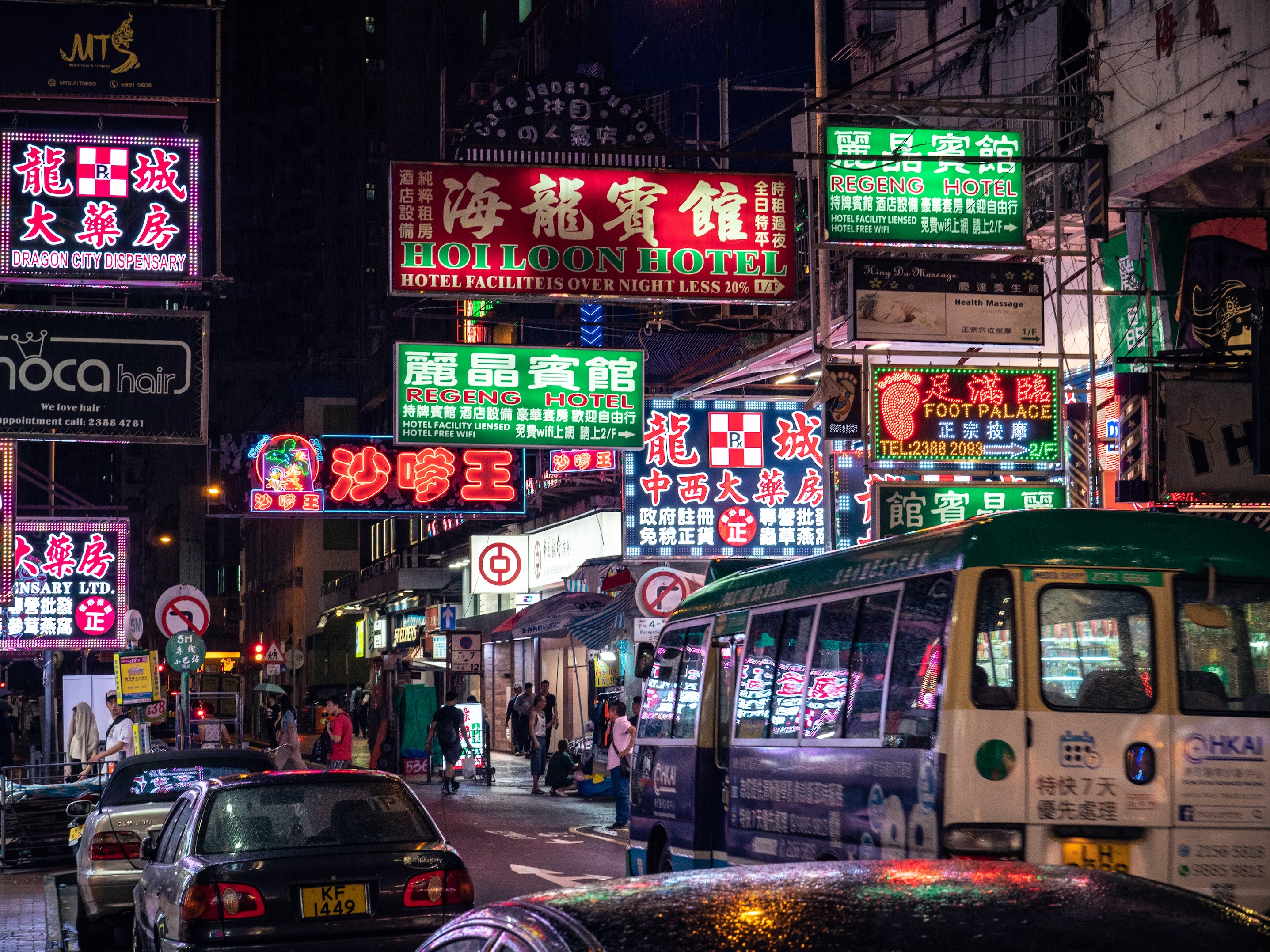 hong kong on a budget accommodations