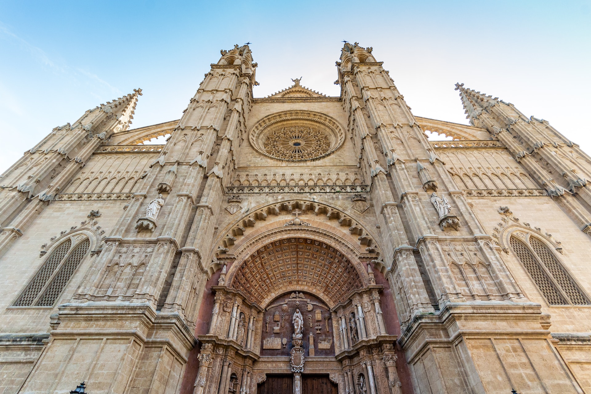 things to do in Palma Cathedral