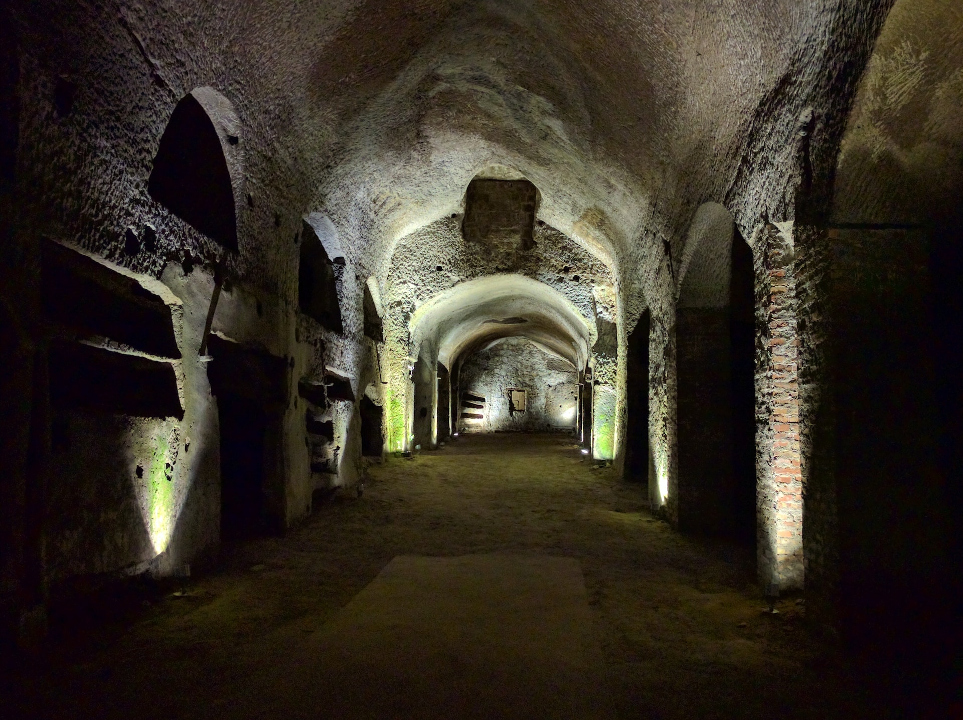 Naples Underground 