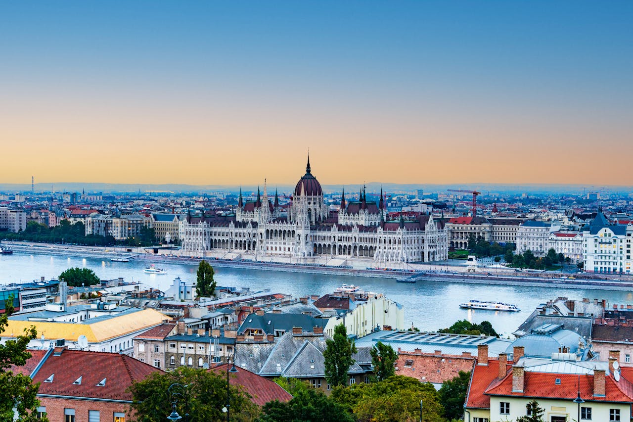 choose Krakow or Budapest for landscapes