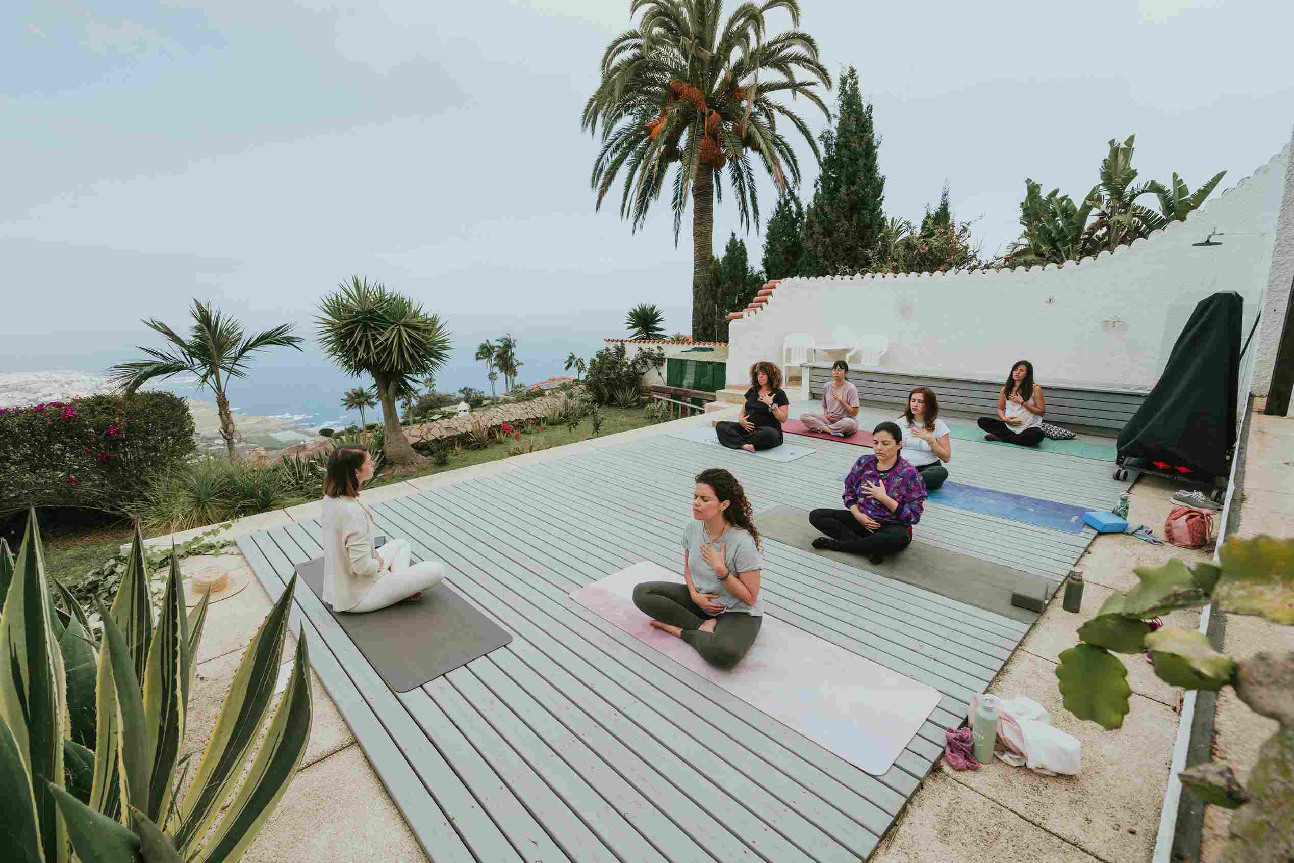 travel bucket list with friends wellness