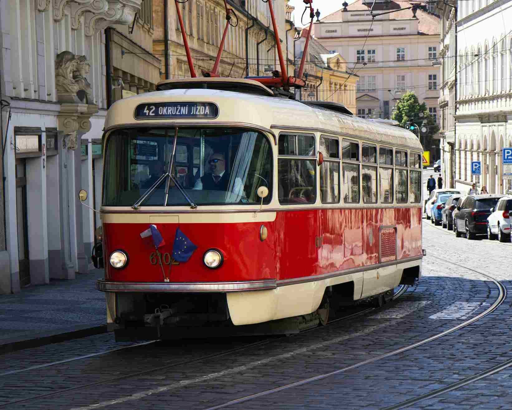 Vienna or Prague getting around